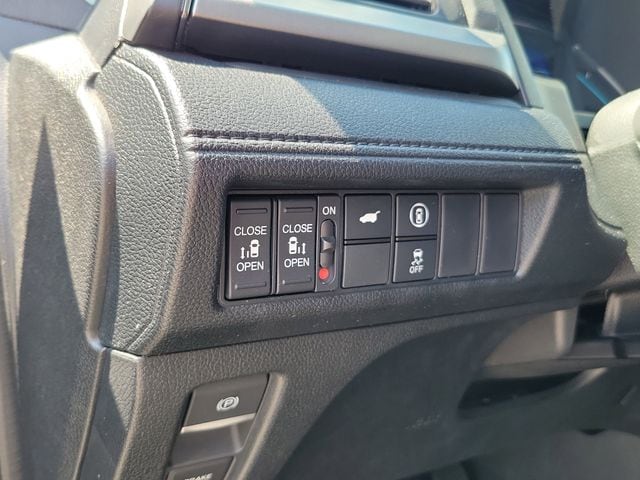 2023 Honda Odyssey EX-L - Photo 10