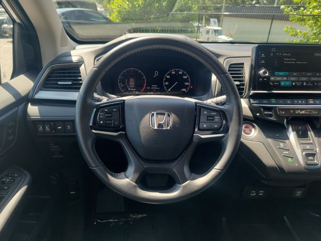 2025 Honda Odyssey EX-L - Photo 30