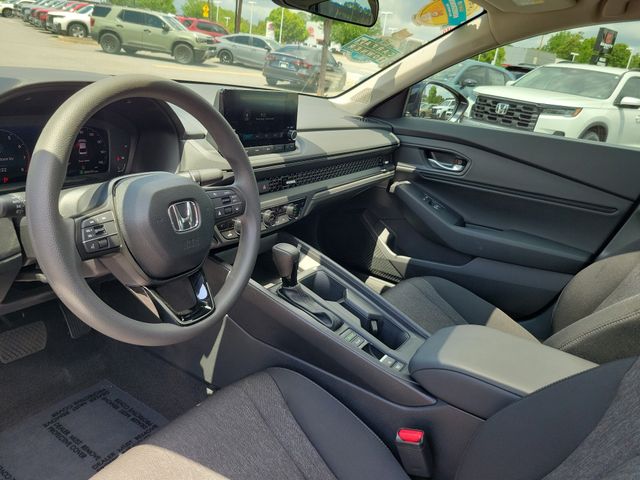 2025 Honda Accord SE - Photo 12
