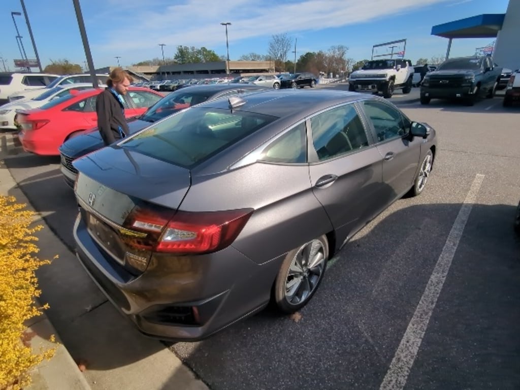 Certified 2018 Honda Clarity Plug-In Hybrid Touring Sedan