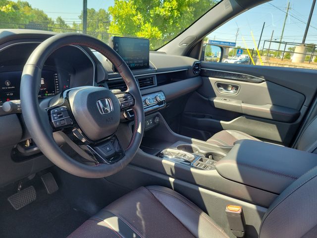 2025 Honda Pilot Black Edition - Photo 14