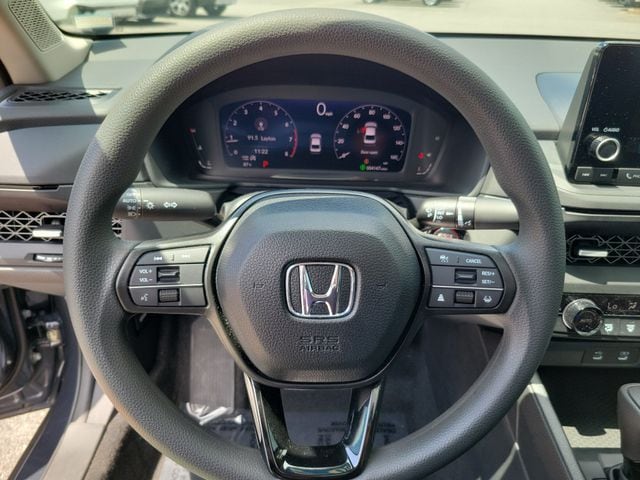 2025 Honda Accord SE - Photo 13