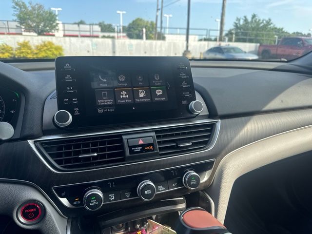 2018 Honda Accord Hybrid EX-L - Photo 6