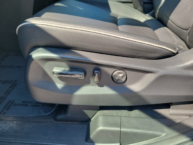 2025 Honda Odyssey Touring - Photo 10