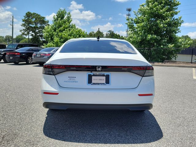 2025 Honda Accord SE - Photo 5