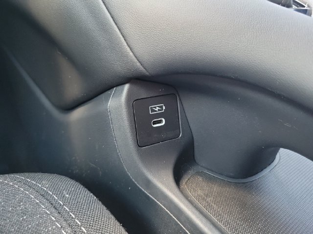 2025 Honda HR-V LX - Photo 24