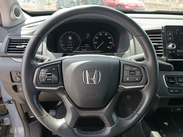 2025 Honda Ridgeline Sport - Photo 13