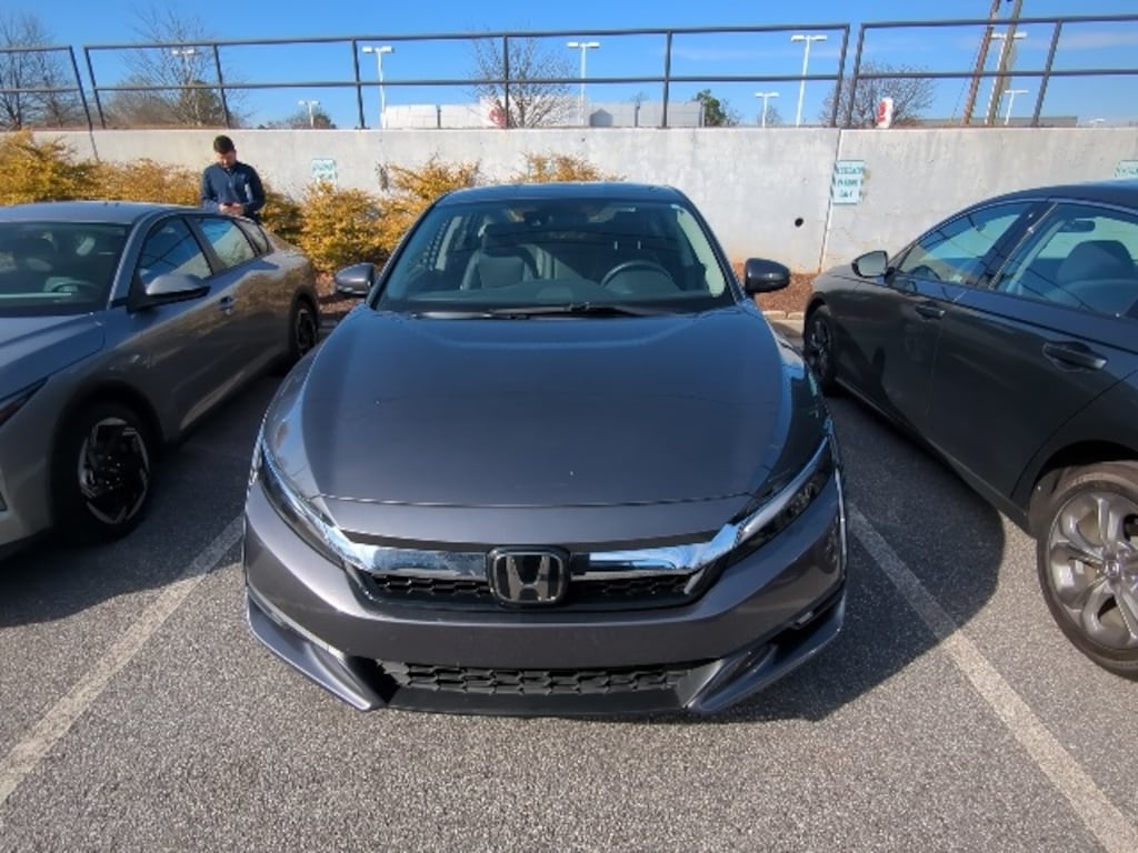 Certified 2018 Honda Clarity Plug-In Hybrid Touring Sedan