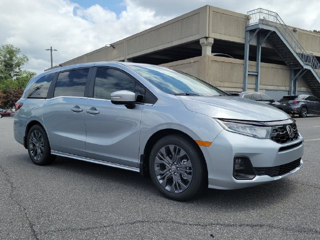 New 2026 Honda Odyssey Touring Van Passenger