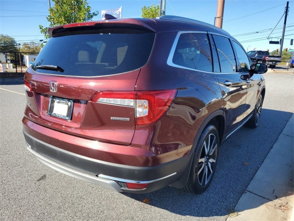 Certified 2022 Honda Pilot Touring 8 Passenger SUV