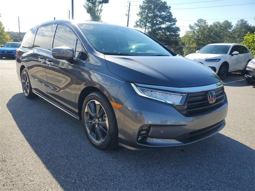 Certified 2024 Honda Odyssey Elite Van