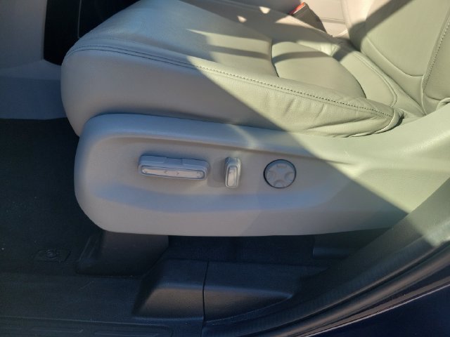 2024 Honda Odyssey EX-L - Photo 11