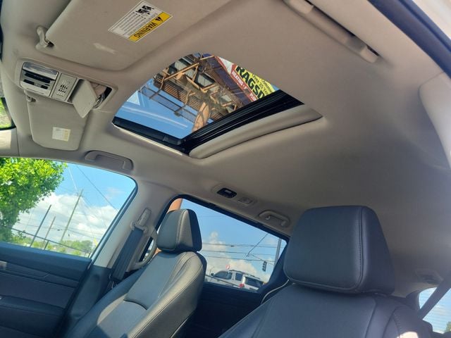 2025 Honda Odyssey EX-L - Photo 13