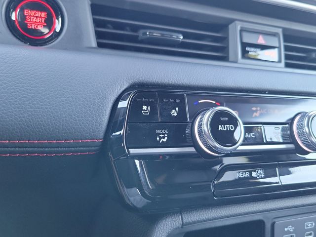 2025 Honda Pilot Black Edition - Photo 28