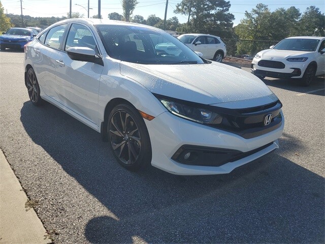 2019 Honda Civic Sport photo 2
