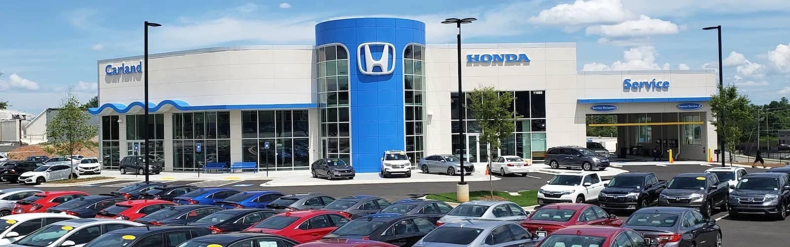 exterior shot of Honda Carland's Roswell, Georgia dealership and car lot