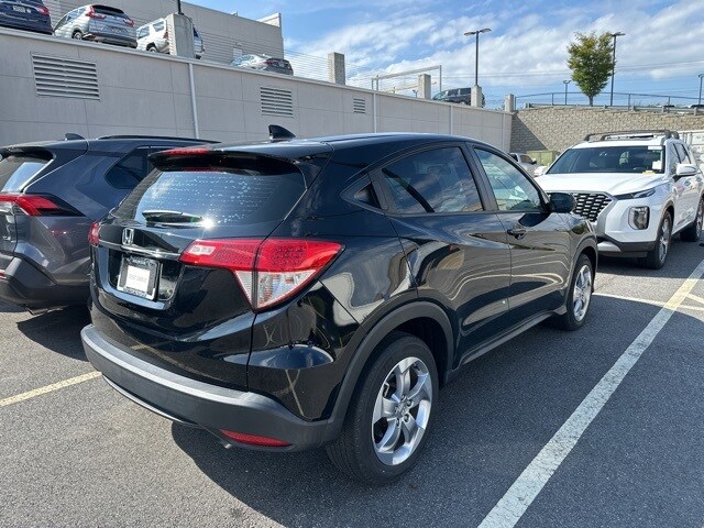 2019 Honda HR-V LX photo 3