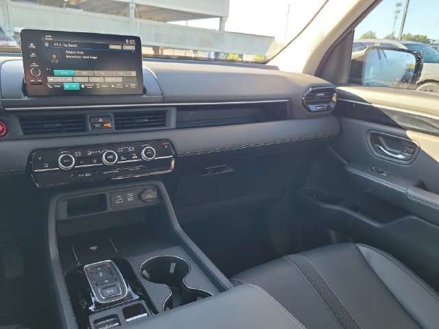 2024 Honda Pilot EX-L - Photo 30