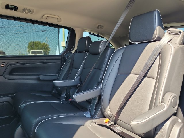 2025 Honda Odyssey Touring - Photo 27