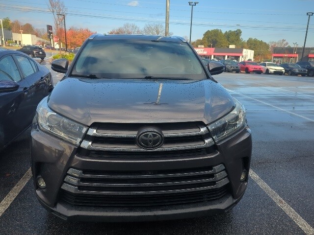 2018 Toyota Highlander Limited Platinum photo 2