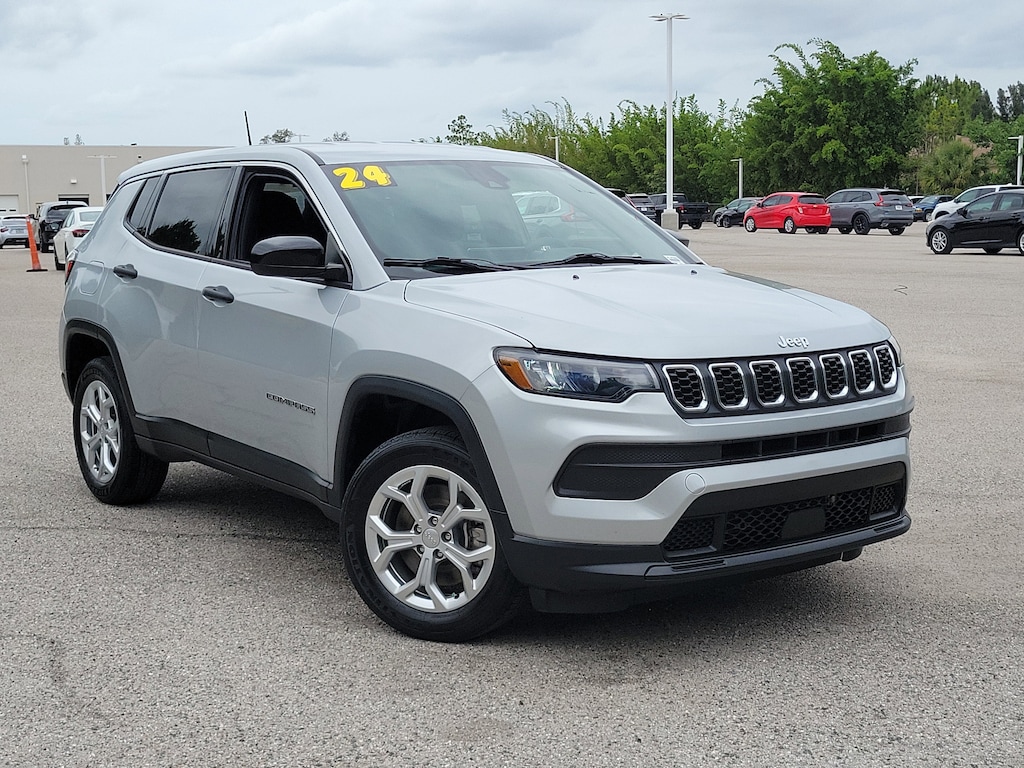 Used 2024 Jeep Compass Sport SUV