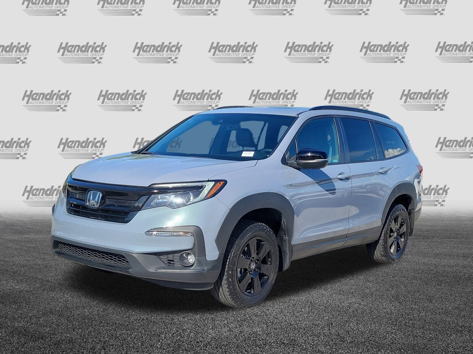 2022 Honda Pilot TrailSport photo 2