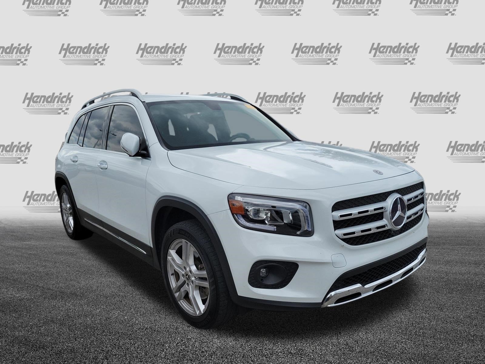 2020 Mercedes-Benz GLB 250 photo 2