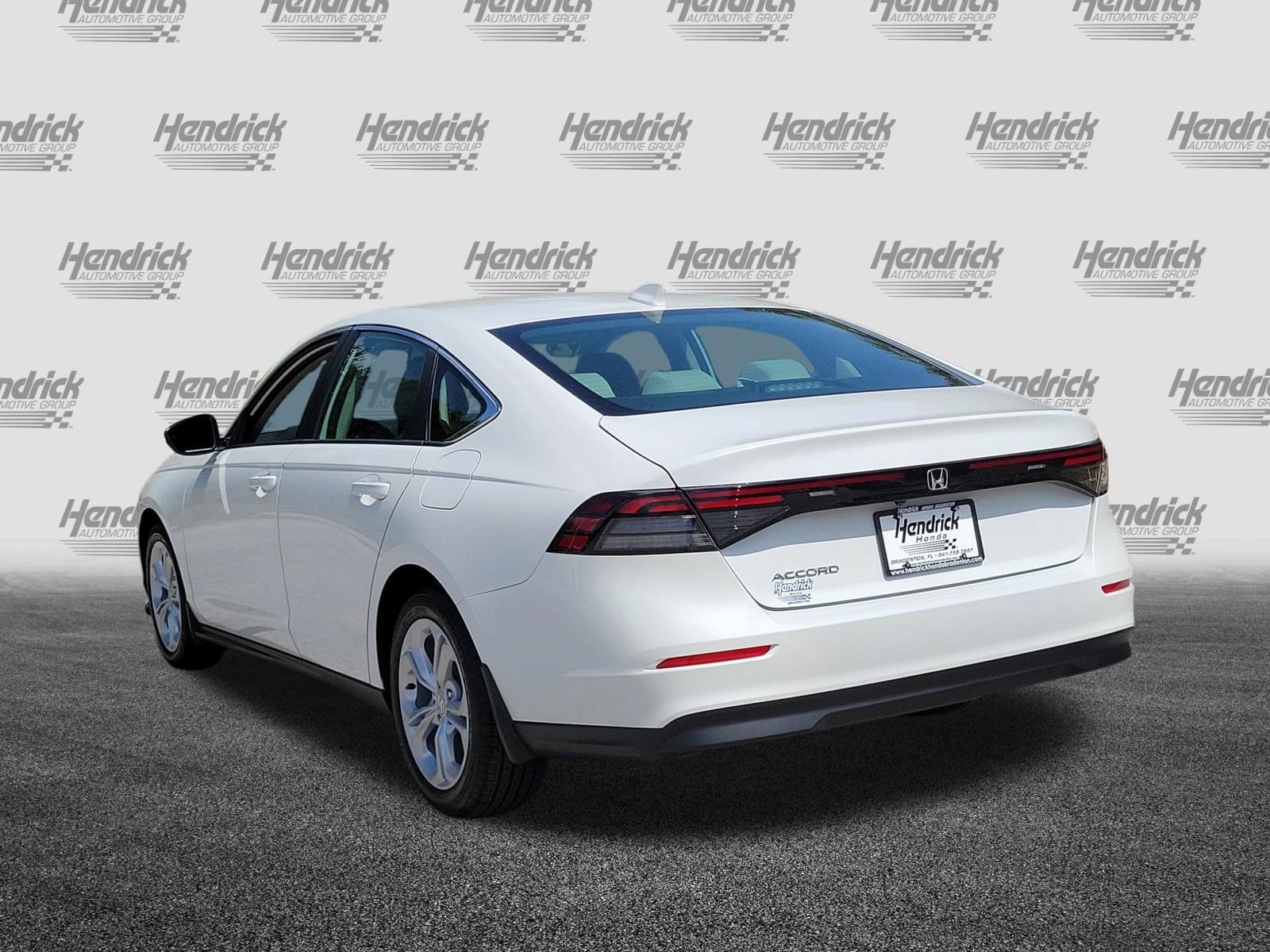 2025 Honda Accord LX photo 3