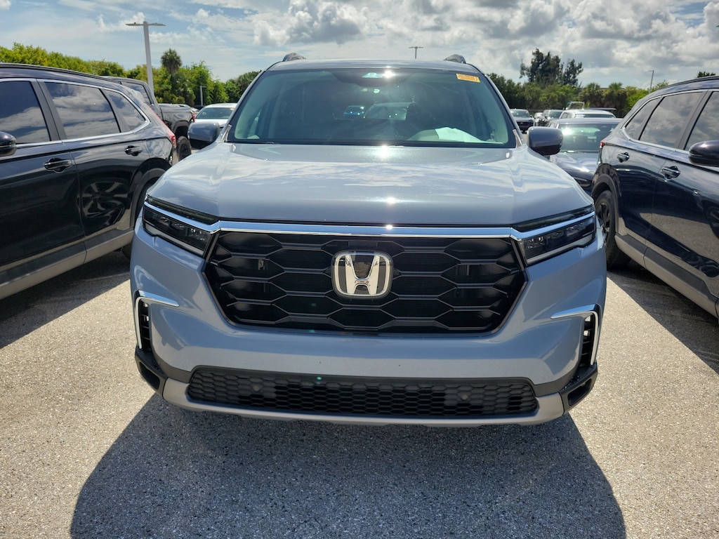 Used 2024 Honda Pilot Touring SUV