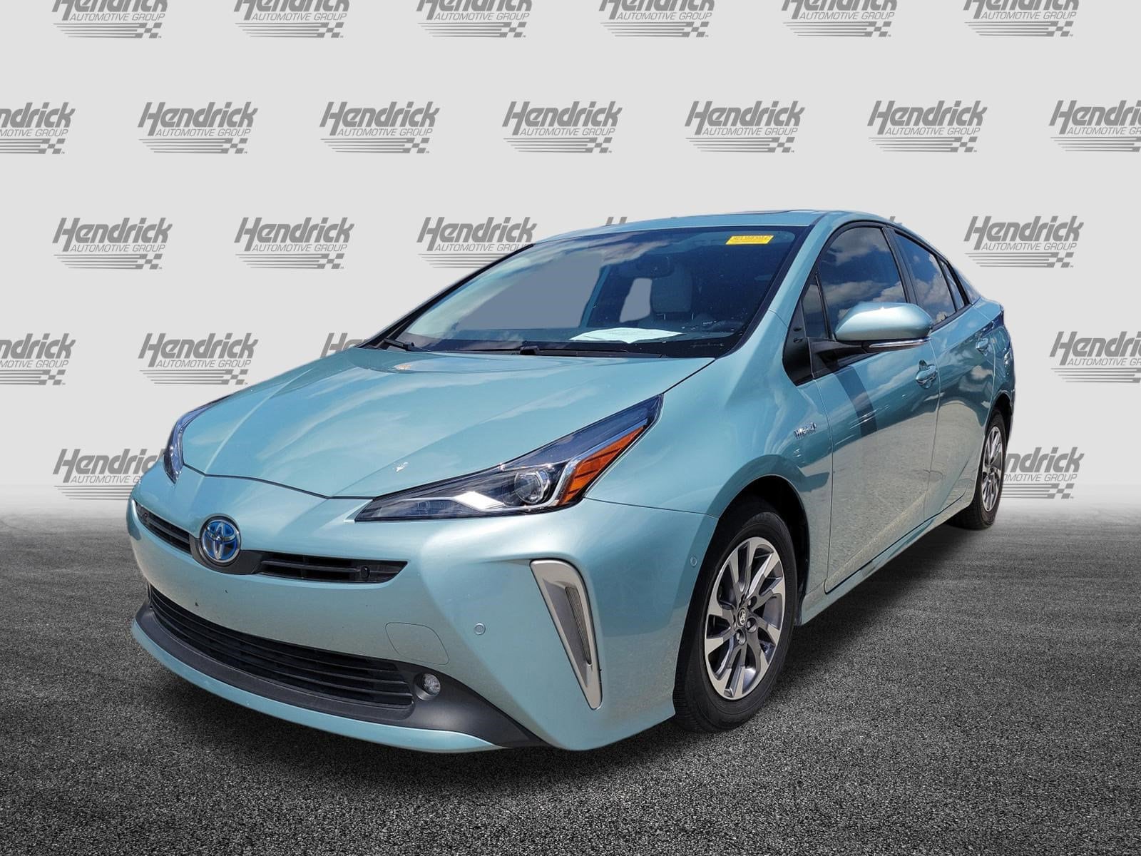 2022 Toyota Prius Limited photo 5