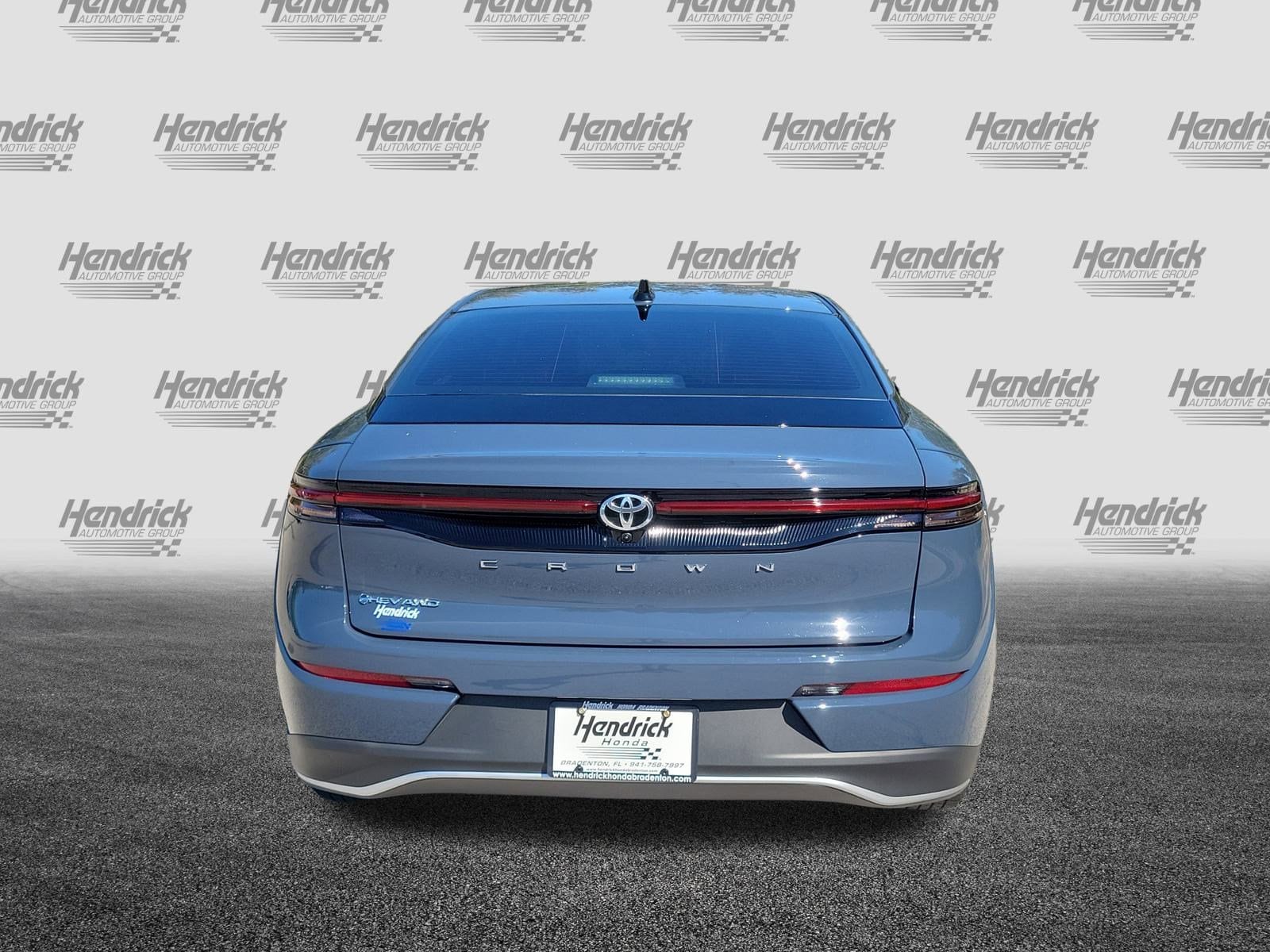 2026 Toyota Crown XLE photo 3