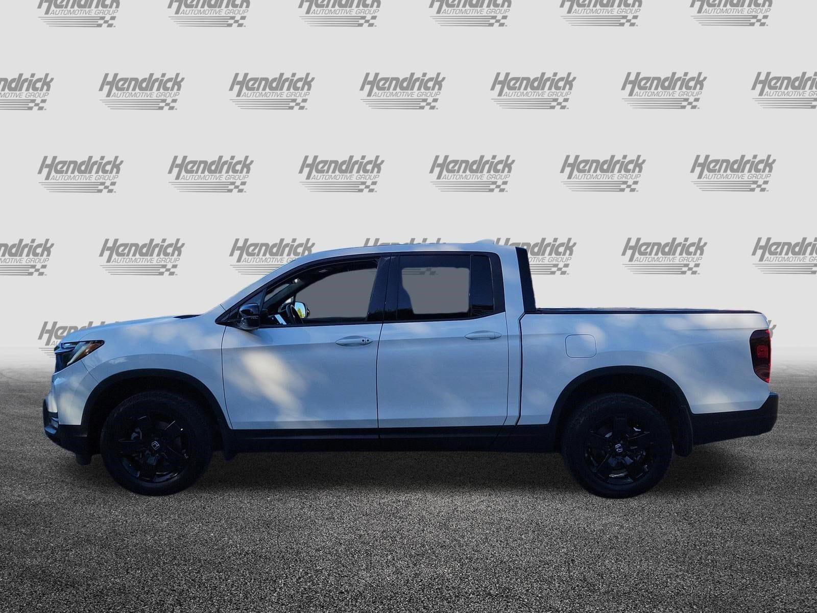 2025 Honda Ridgeline Black Edition photo 6