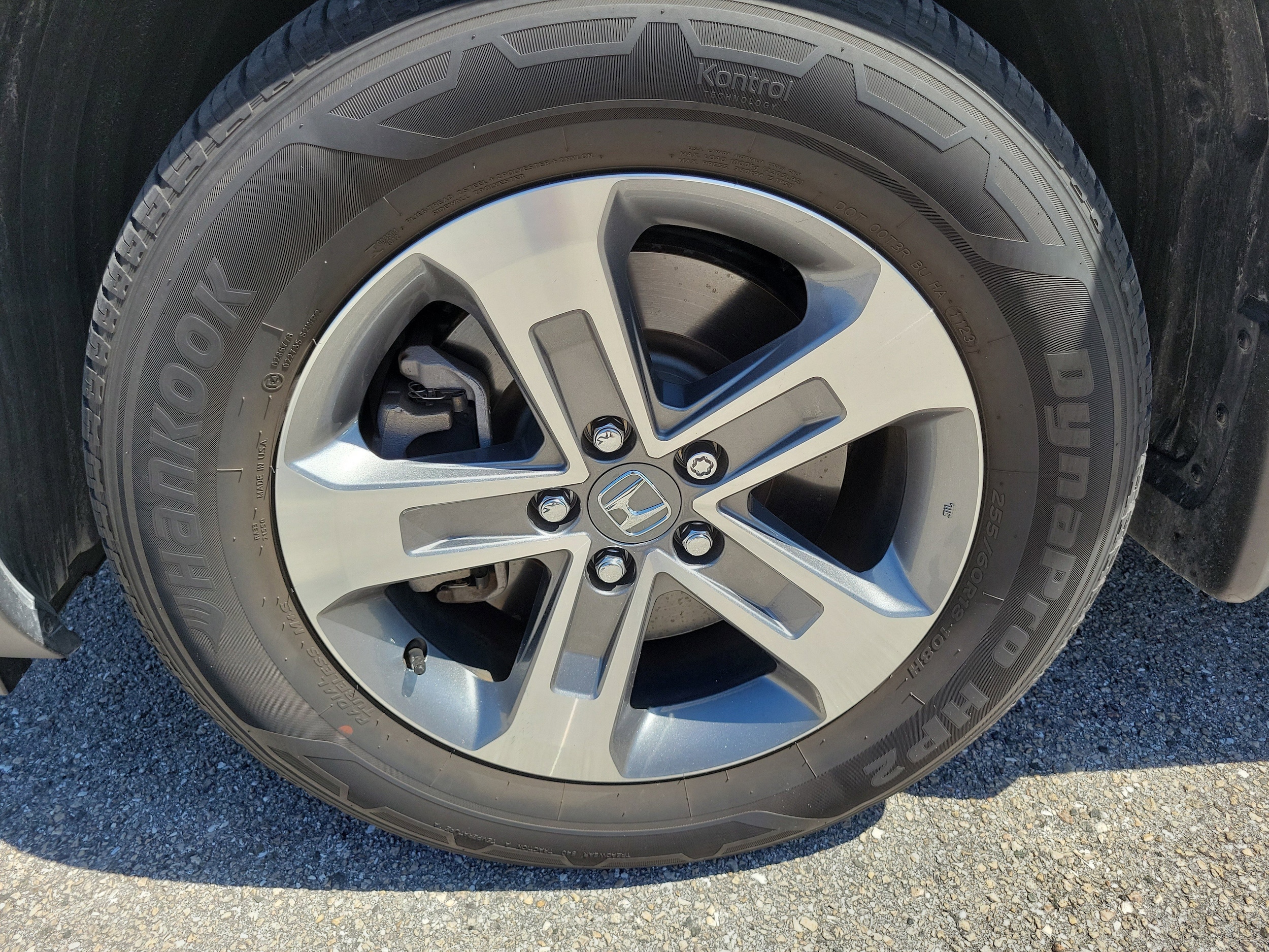 2023 Honda Pilot EX-L 8 Passenger photo 6