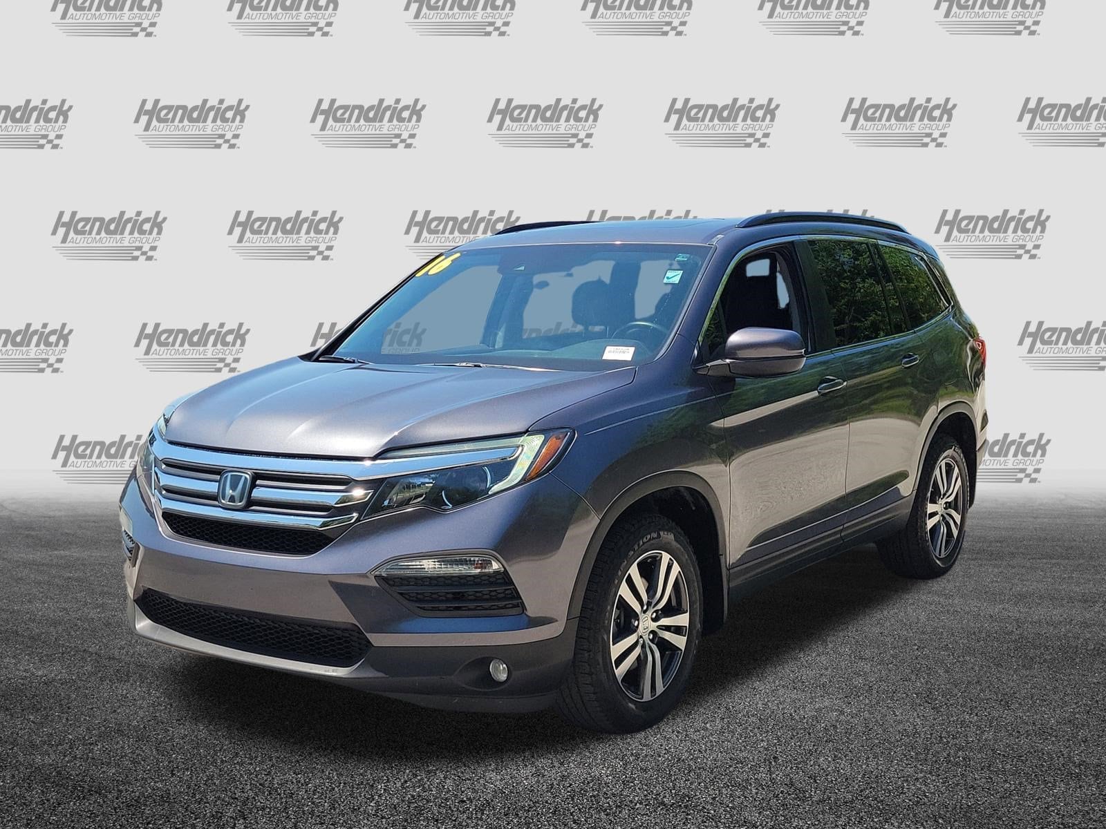 2016 Honda Pilot EX-L w/Honda Sensing AWD photo 4