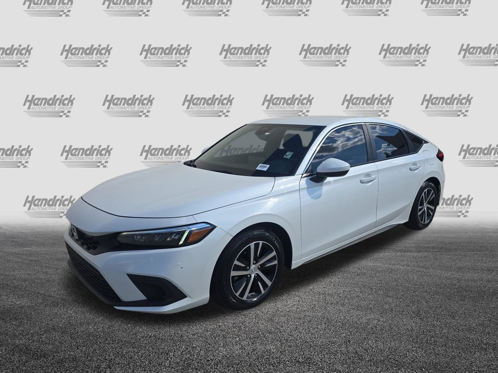 2024 Honda Civic LX Hatchback photo 3