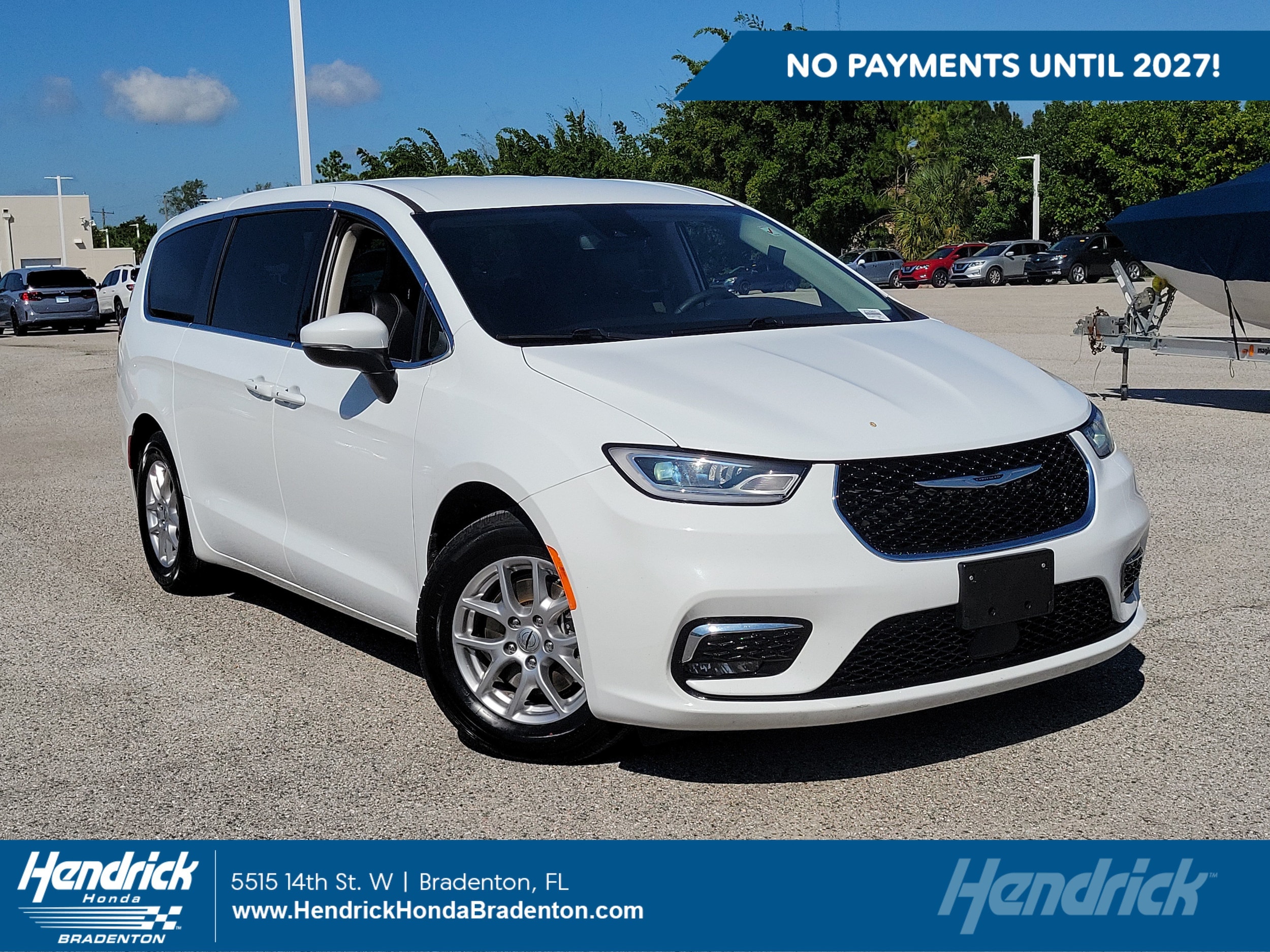 2023 Chrysler Pacifica Touring L