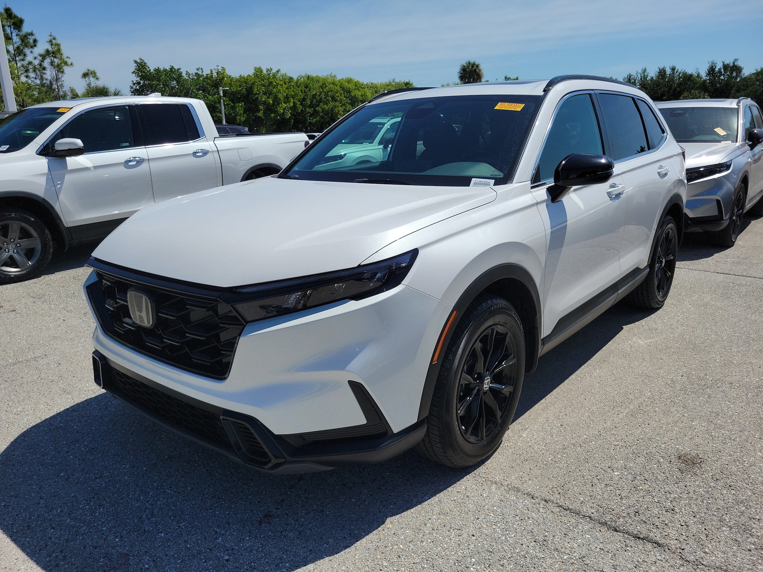 2025 Honda CR-V Hybrid Sport photo 4