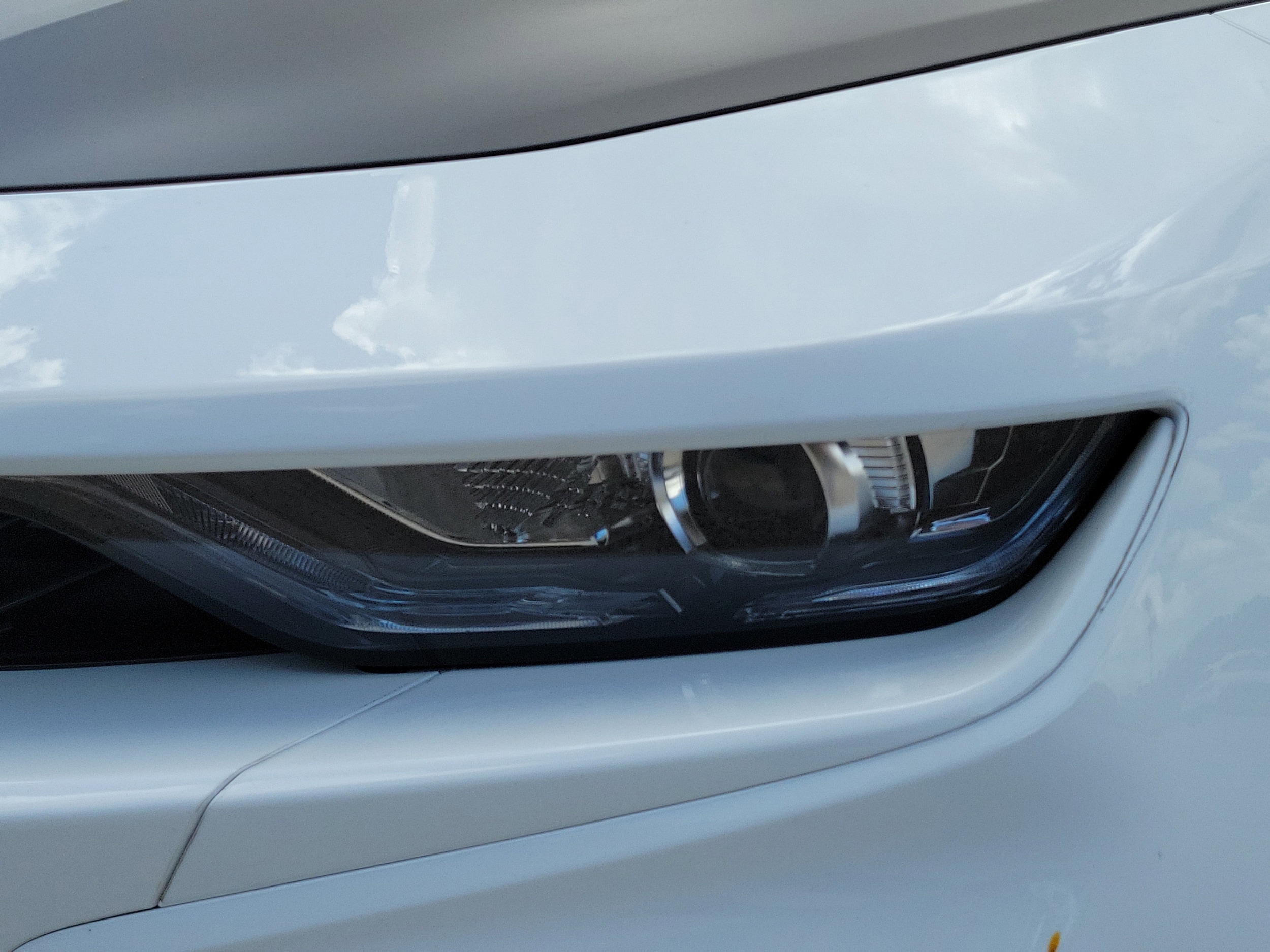 2021 Chevrolet Camaro photo 4