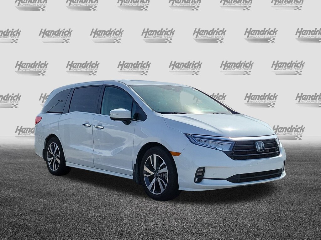 Used 2023 Honda Odyssey Touring Van