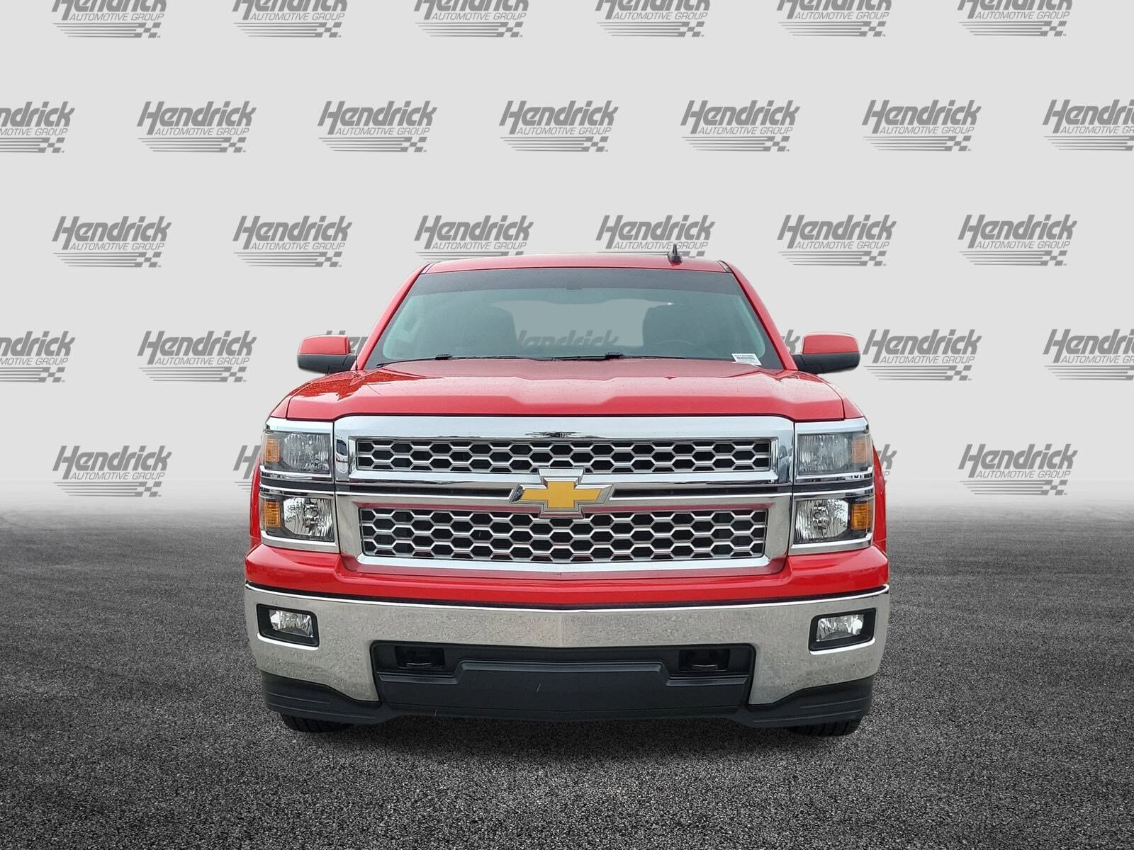 2015 Chevrolet Silverado 1500 LT photo 2