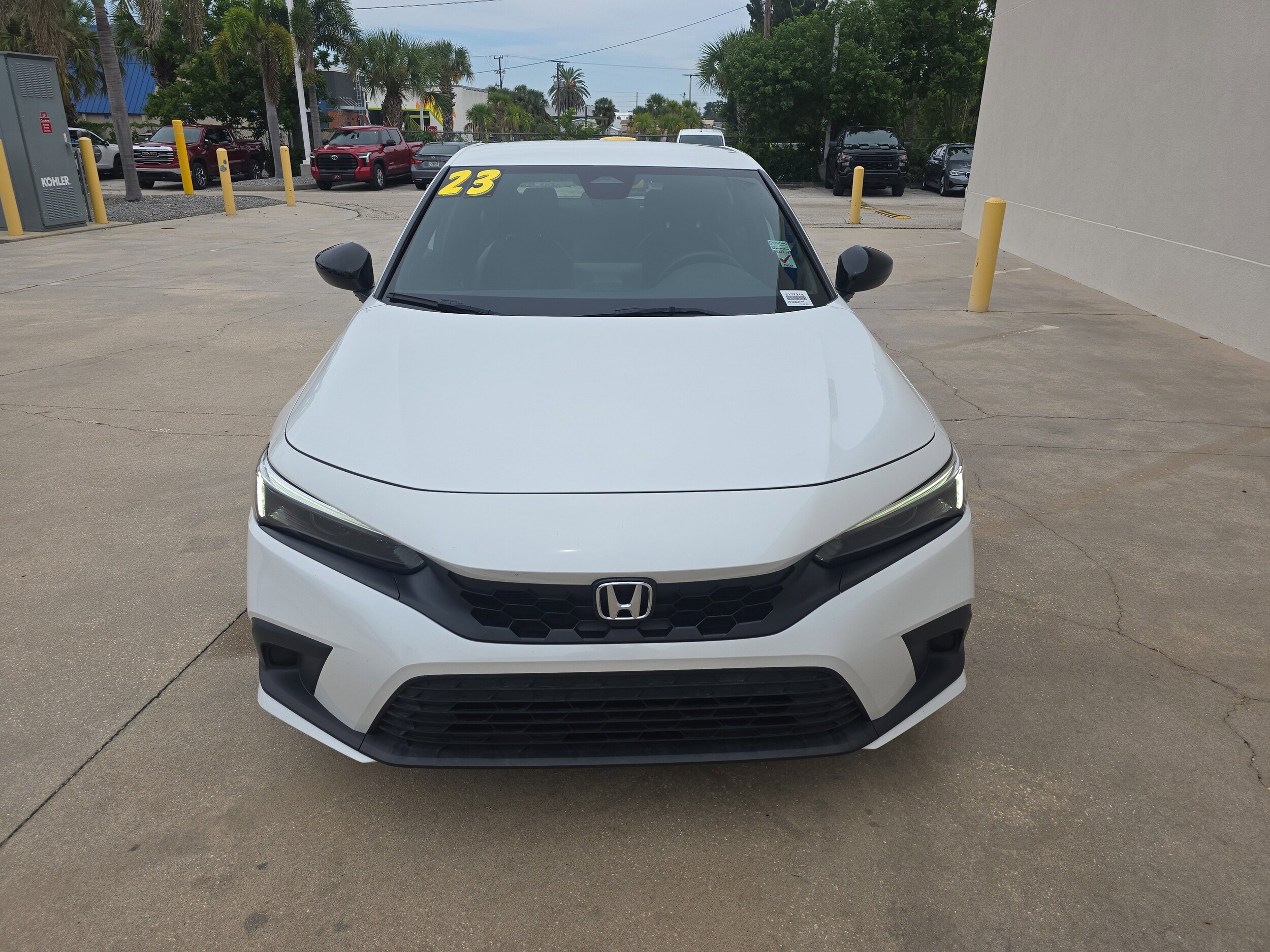 2023 Honda Civic Sport Hatchback photo 2