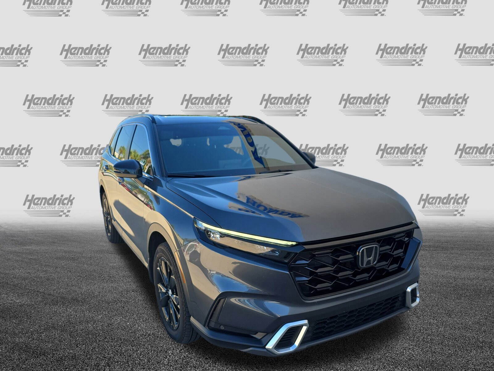 2024 Honda CR-V Hybrid Sport Touring photo 2