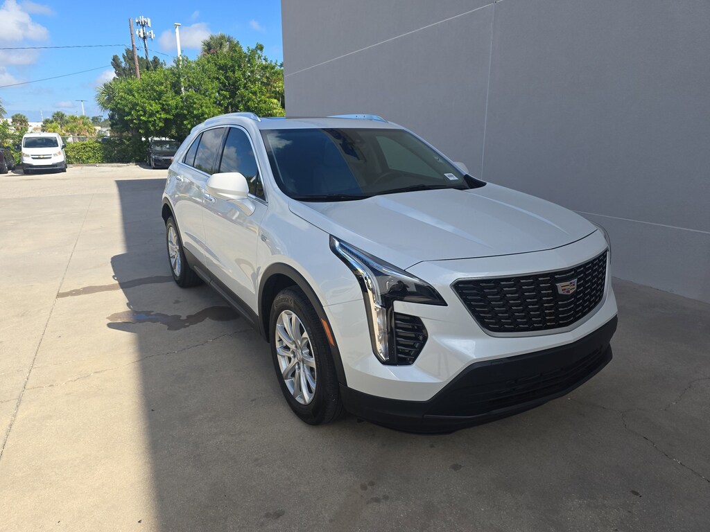 Used 2023 CADILLAC XT4 Luxury SUV