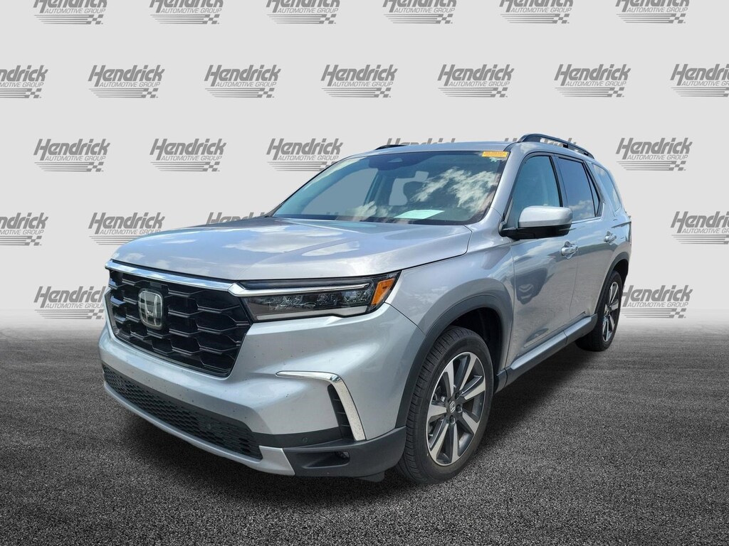 Certified 2025 Honda Pilot Touring SUV