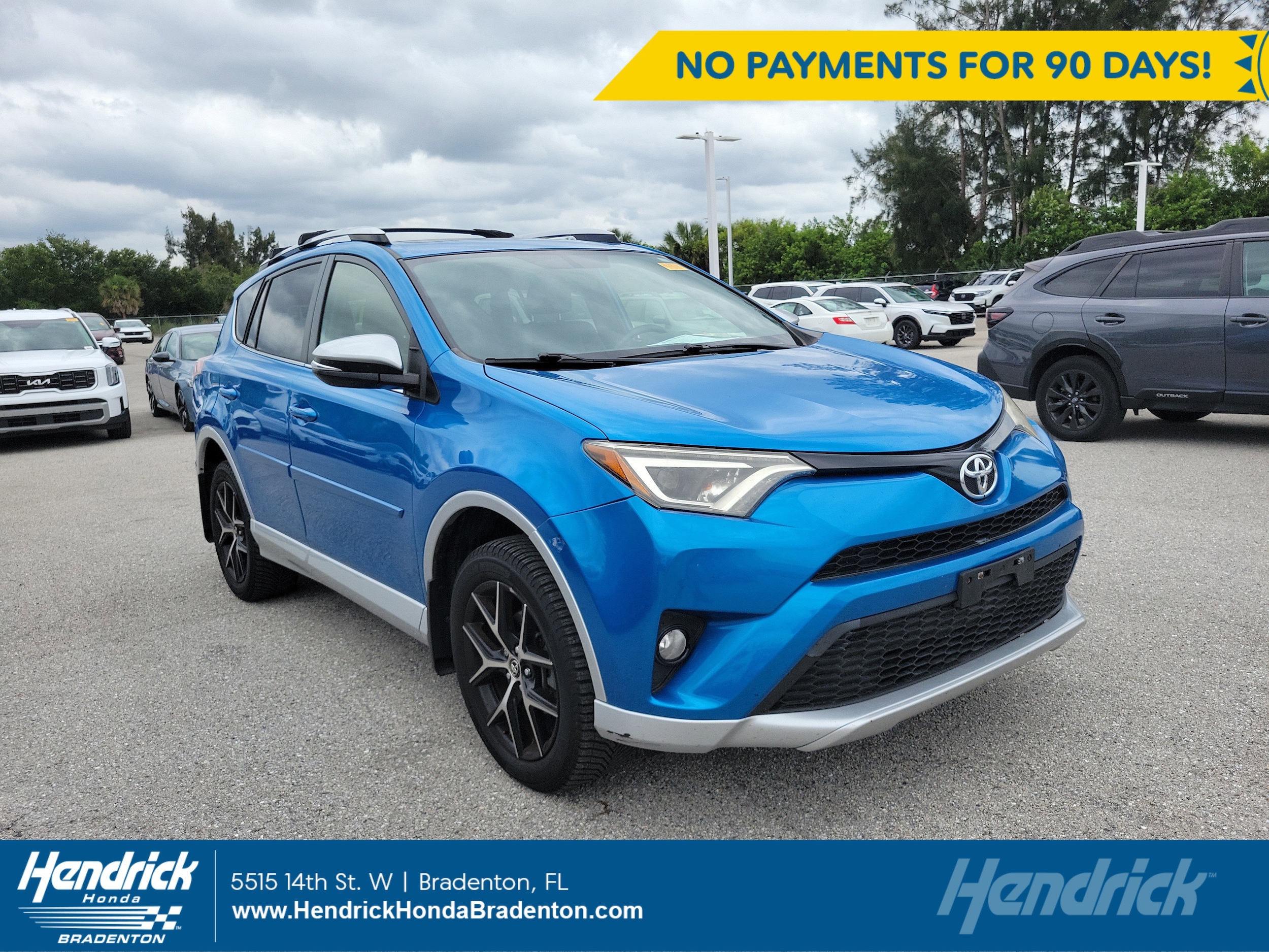 2016 Toyota RAV4 SE AWD's photo