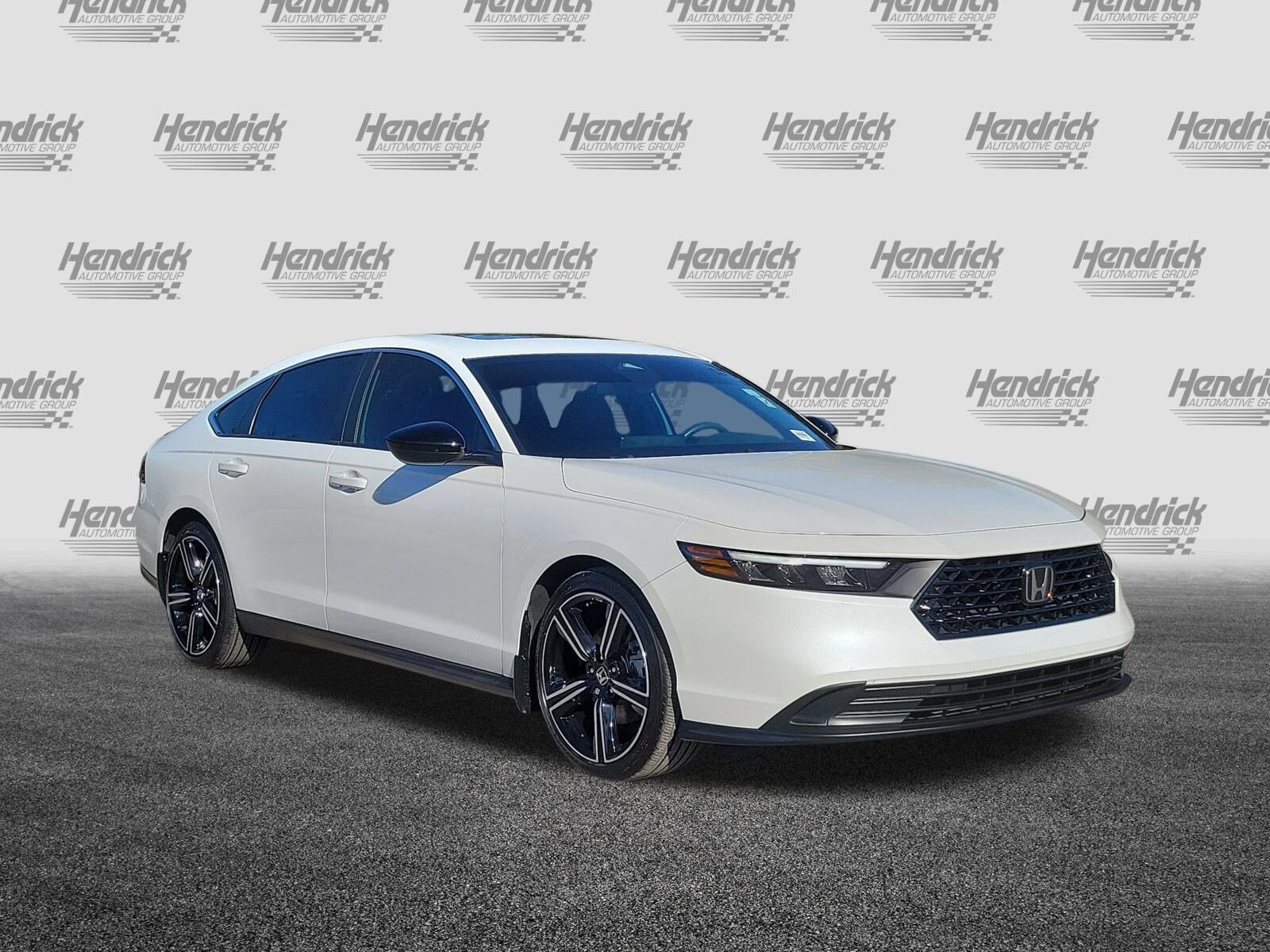 2024 Honda Accord Hybrid Sport photo 2