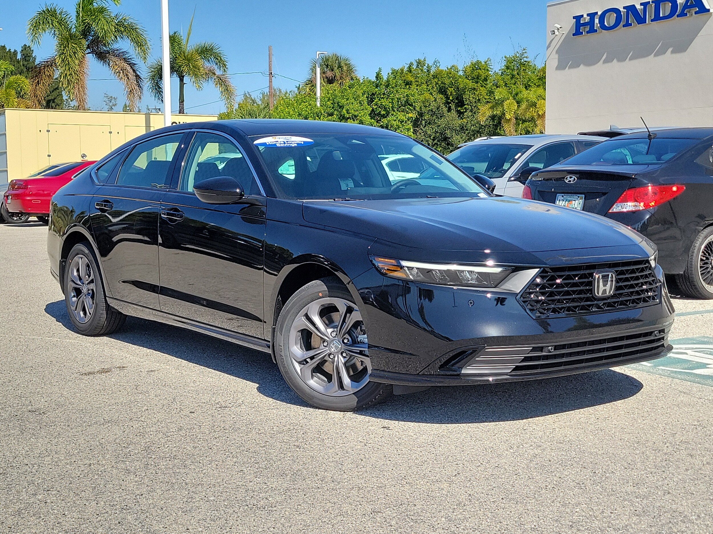 2025 Honda Accord Hybrid EX-L photo 2