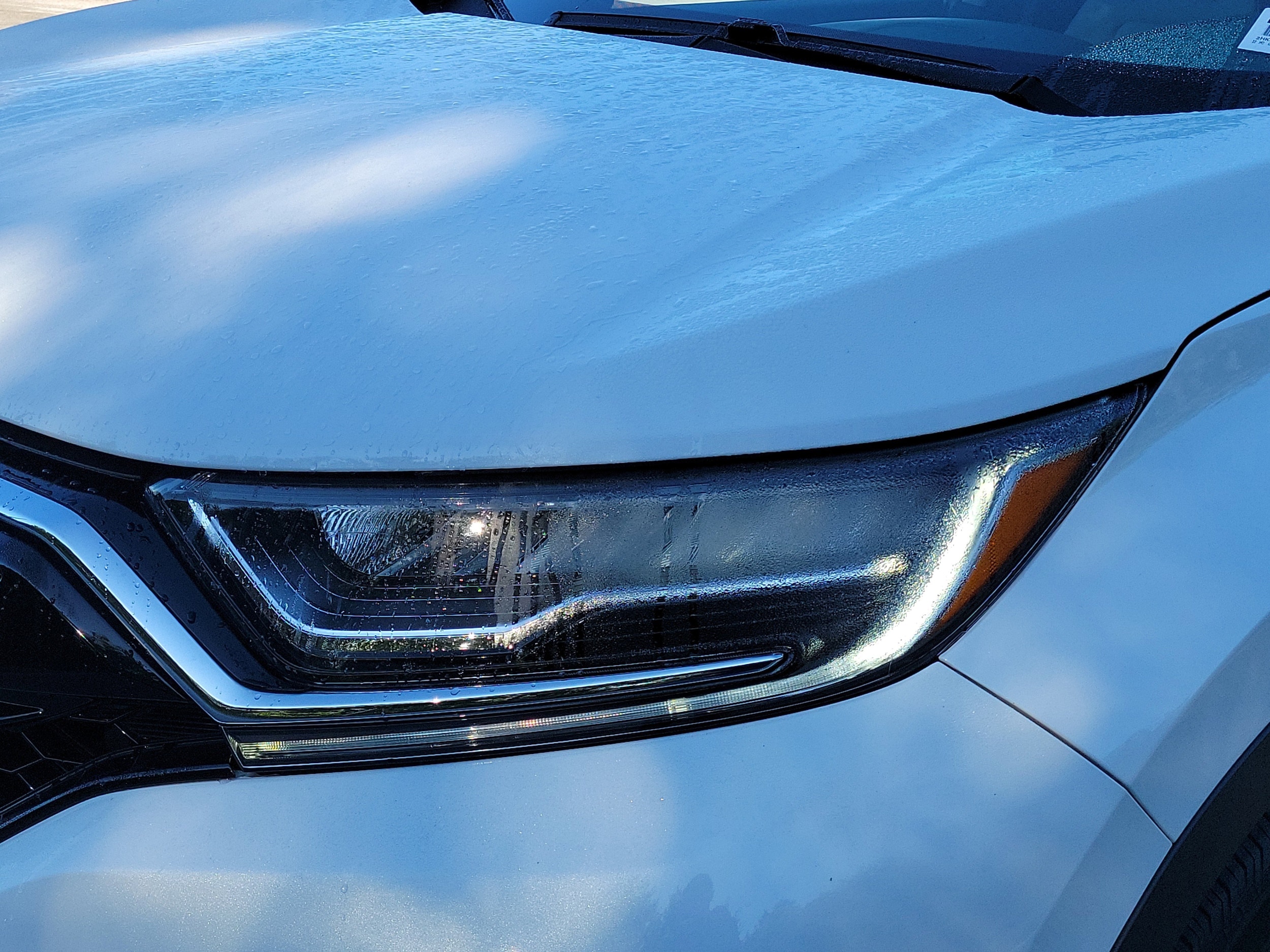 2022 Honda CR-V Touring photo 5