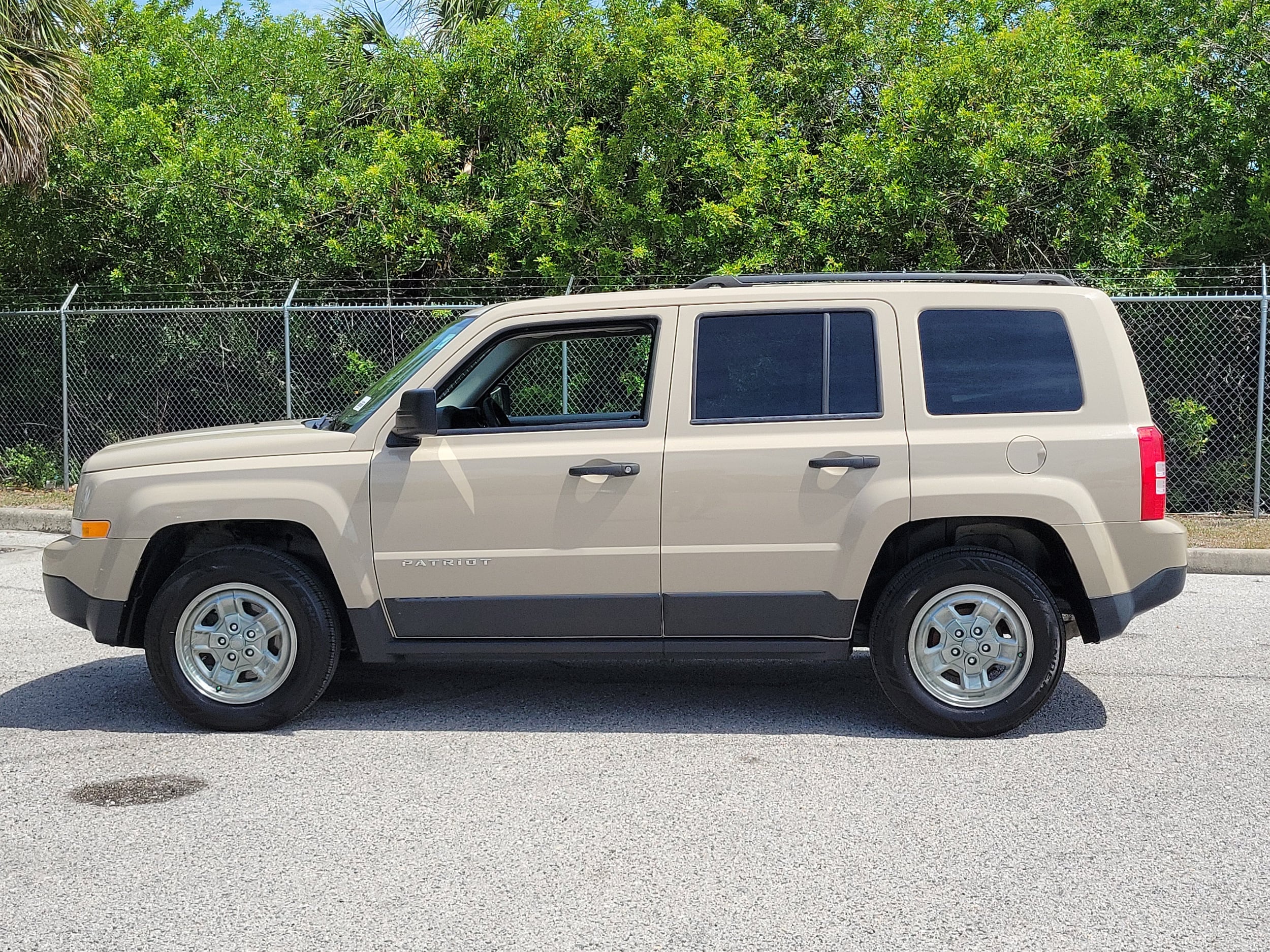 Jeep Patriot Sport FWD
