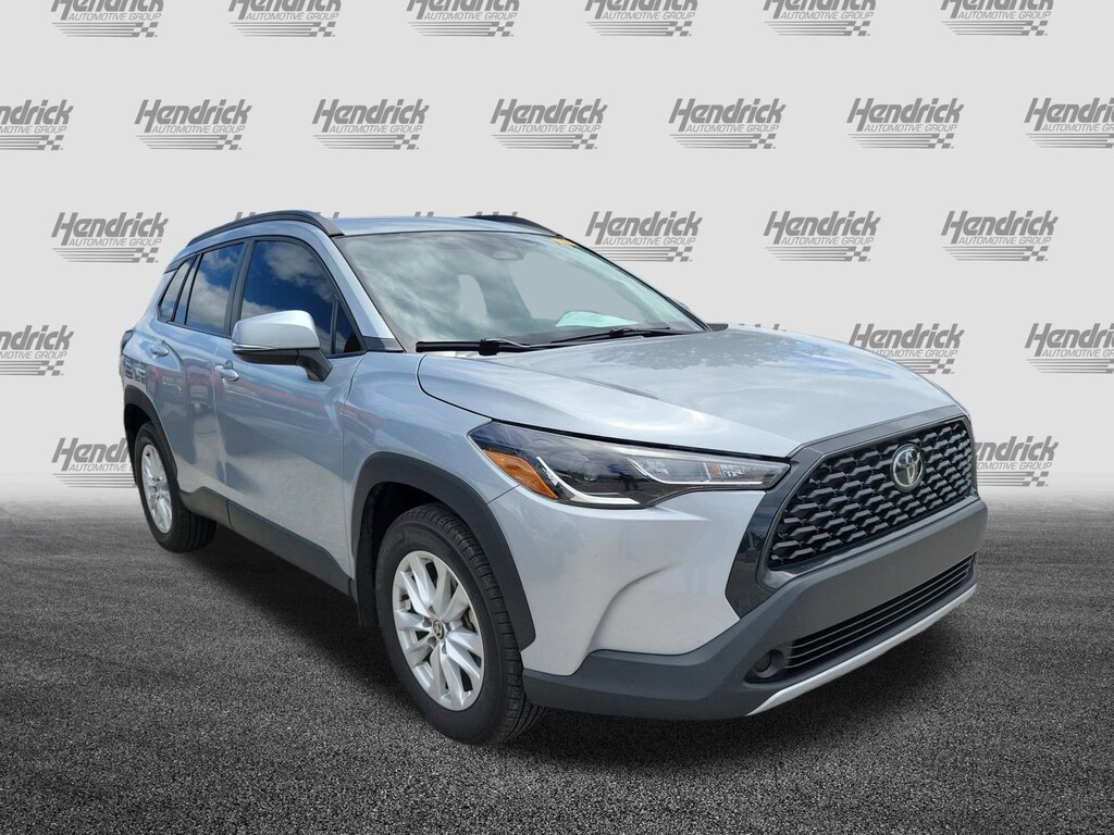 Used 2024 Toyota Corolla Cross LE SUV